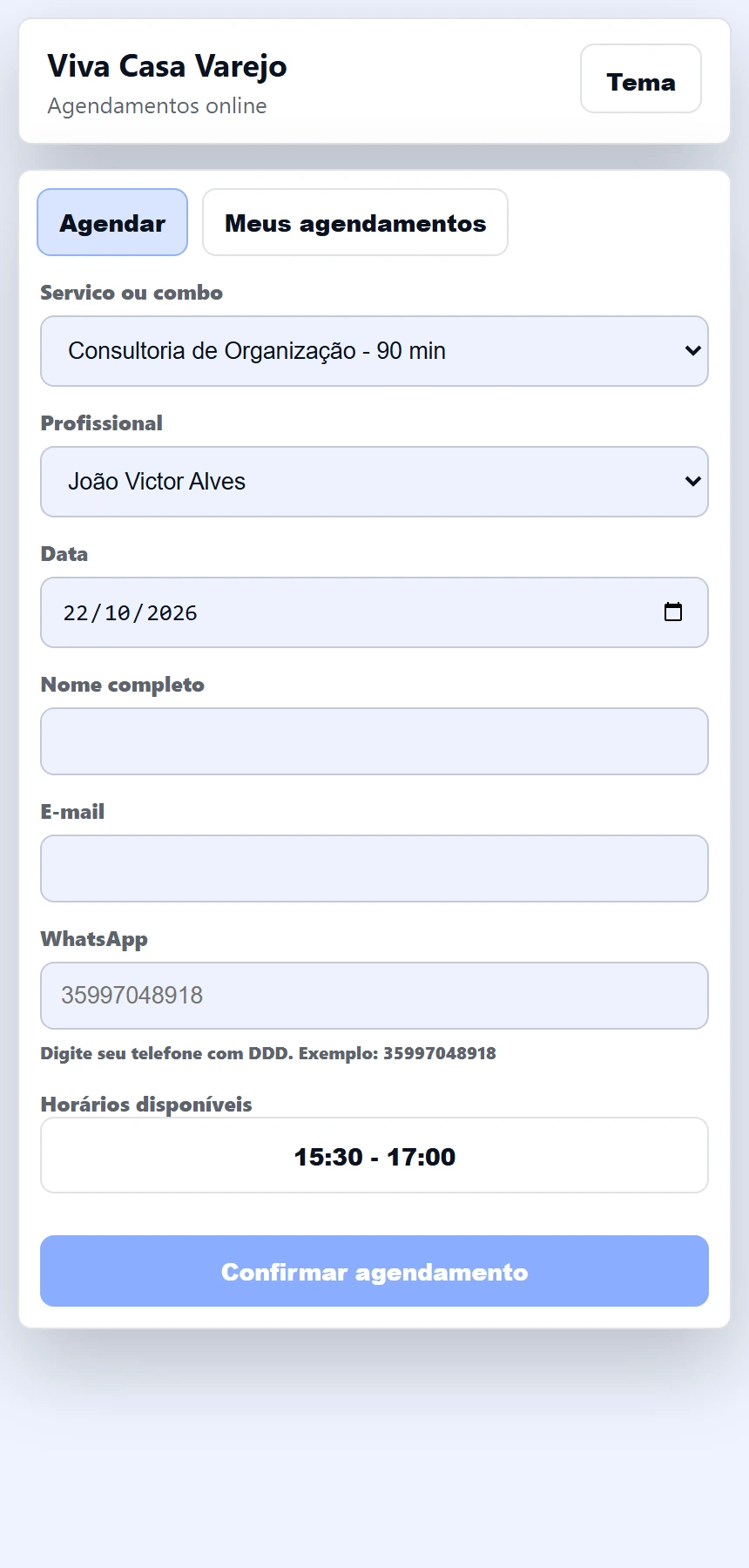Página real de agendamento público da LiFy CRM visualizada em um celular